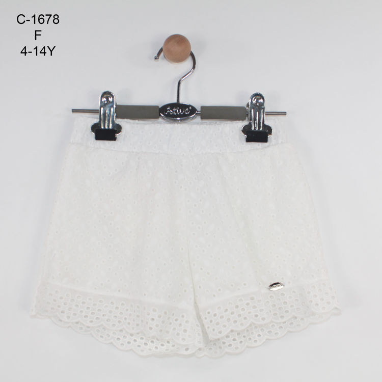 Picture of C1678- GIRLS COTTON SHORTS WITH EMBROIDERED HOLES